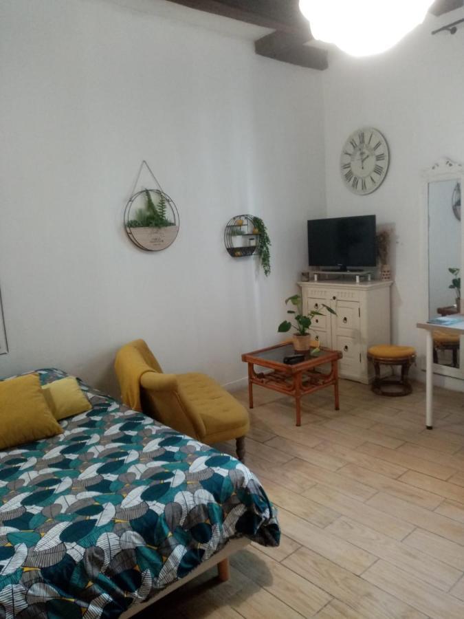 Les Amandiers Apartamento Tours Exterior foto